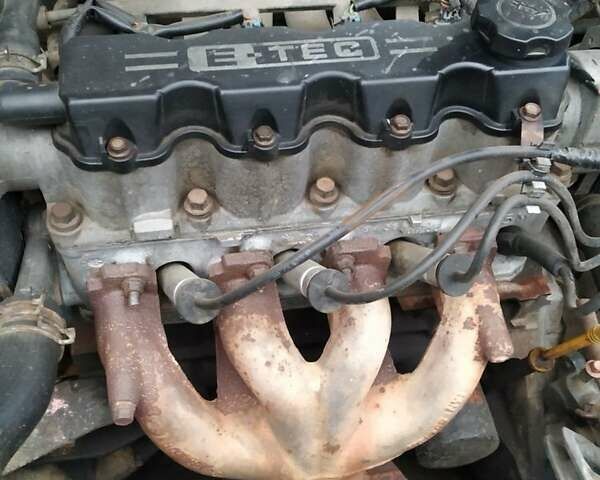 Деу Ланос 2003 у Люботине на Automoto.ua Зелений Деу Ланос, об'ємом двигуна 1.5 л та пробігом 200 тис. км за 2000 $, фото 4 на Automoto.ua