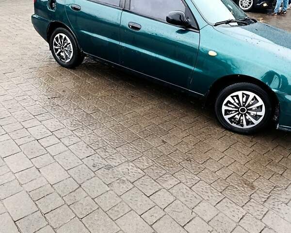 Зеленый Дэу Ланос, объемом двигателя 1.5 л и пробегом 256 тыс. км за 1450 $, фото 2 на Automoto.ua