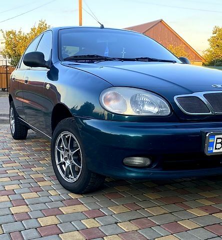 Зеленый Дэу Ланос, объемом двигателя 1.5 л и пробегом 270 тыс. км за 3000 $, фото 3 на Automoto.ua