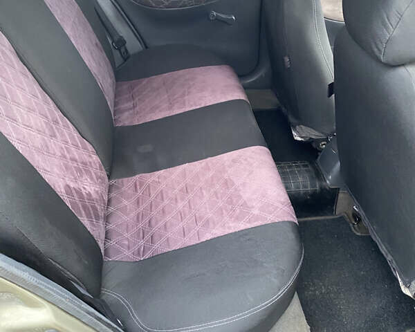 Зеленый Дэу Ланос, объемом двигателя 1.35 л и пробегом 361 тыс. км за 1700 $, фото 10 на Automoto.ua