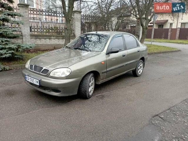 Зеленый Дэу Ланос, объемом двигателя 1.5 л и пробегом 313 тыс. км за 1750 $, фото 2 на Automoto.ua