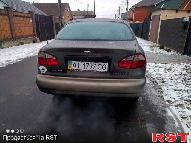 Зеленый Дэу Ланос, объемом двигателя 1.5 л и пробегом 207 тыс. км за 2200 $, фото 2 на Automoto.ua