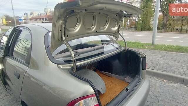 Дэу Ланос 2003 в Киеве на Automoto.ua Зеленый Дэу Ланос, объемом двигателя 1.5 л и пробегом 276 тыс. км за 1500 $, фото 35 на Automoto.ua