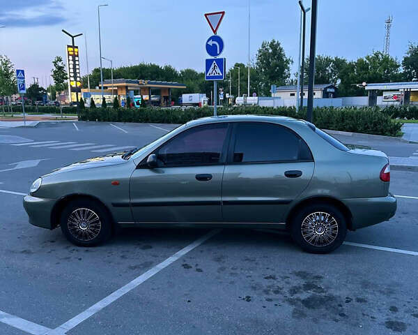 Зеленый Дэу Ланос, объемом двигателя 1.5 л и пробегом 238 тыс. км за 2300 $, фото 3 на Automoto.ua
