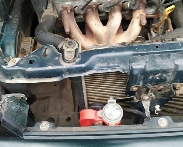 Деу Ланос 2003 у Люботине на Automoto.ua Зелений Деу Ланос, об'ємом двигуна 1.5 л та пробігом 200 тис. км за 2000 $, фото 5 на Automoto.ua