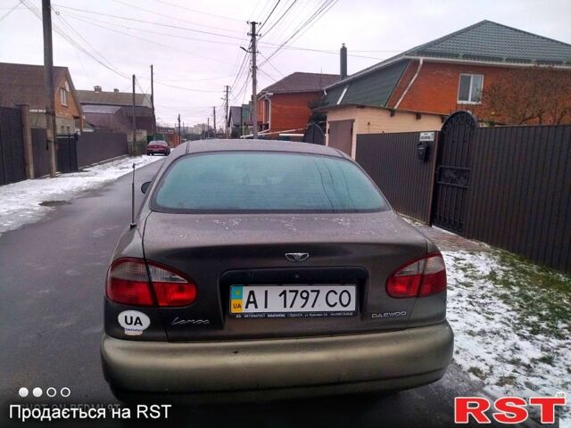 Зеленый Дэу Ланос, объемом двигателя 1.5 л и пробегом 207 тыс. км за 2200 $, фото 3 на Automoto.ua