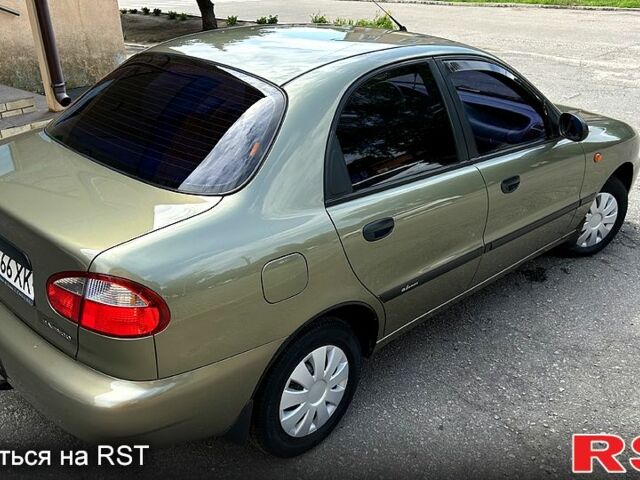 Зеленый Дэу Ланос, объемом двигателя 1.5 л и пробегом 44 тыс. км за 3800 $, фото 3 на Automoto.ua