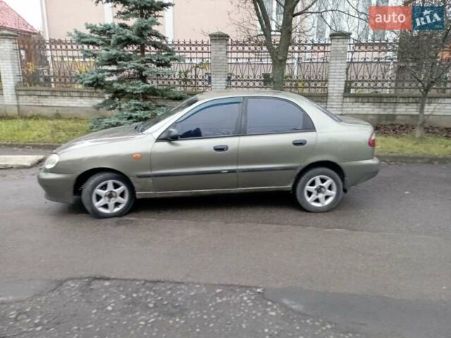 Зеленый Дэу Ланос, объемом двигателя 1.5 л и пробегом 313 тыс. км за 1750 $, фото 1 на Automoto.ua