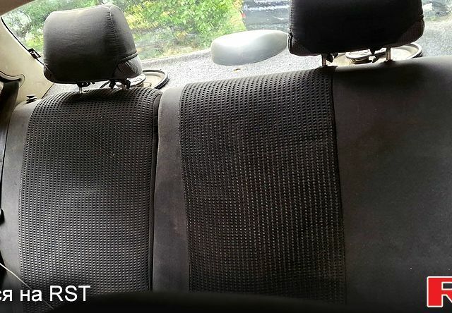 Дэу Ланос 2003 в Славянске на Automoto.ua Зеленый Дэу Ланос, объемом двигателя 1.5 л и пробегом 450 тыс. км за 1100 $, фото 6 на Automoto.ua