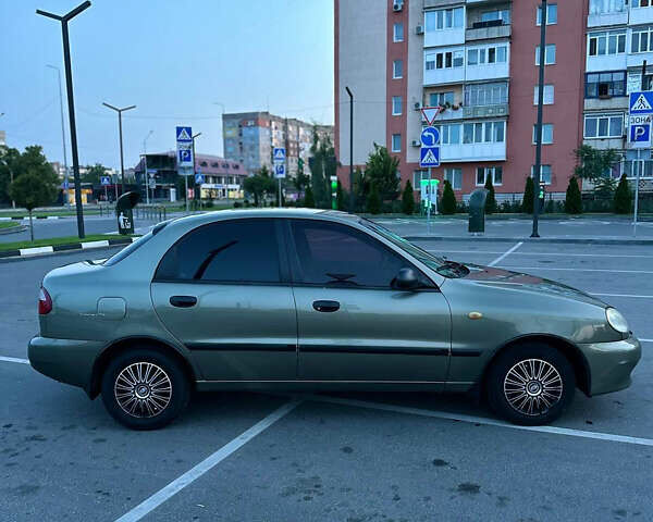 Зеленый Дэу Ланос, объемом двигателя 1.5 л и пробегом 238 тыс. км за 2300 $, фото 4 на Automoto.ua