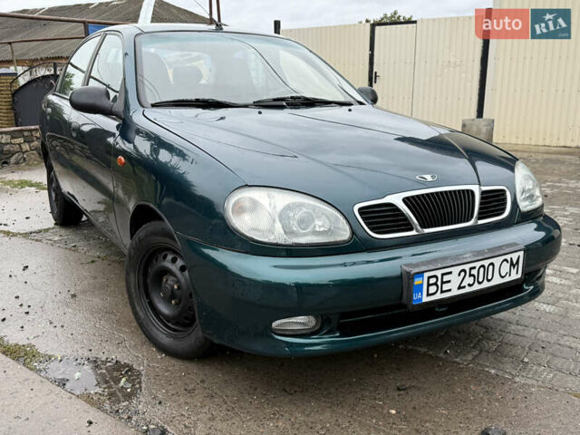 Зелений Деу Ланос, об'ємом двигуна 1.5 л та пробігом 201 тис. км за 2000 $, фото 1 на Automoto.ua
