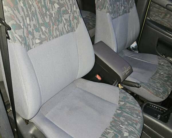 Зелений Деу Ланос, об'ємом двигуна 1.6 л та пробігом 150 тис. км за 3050 $, фото 13 на Automoto.ua