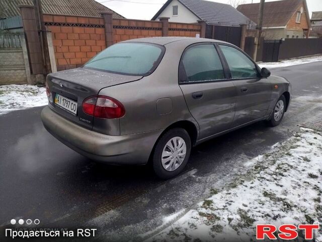 Зеленый Дэу Ланос, объемом двигателя 1.5 л и пробегом 207 тыс. км за 2200 $, фото 5 на Automoto.ua