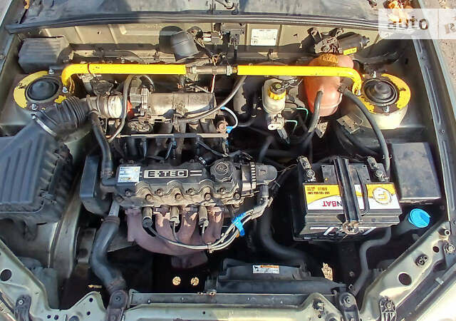 Зеленый Дэу Ланос, объемом двигателя 1.5 л и пробегом 309 тыс. км за 2300 $, фото 7 на Automoto.ua