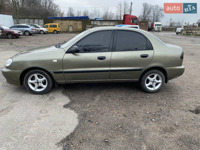 Зеленый Дэу Ланос, объемом двигателя 1.35 л и пробегом 361 тыс. км за 1700 $, фото 3 на Automoto.ua