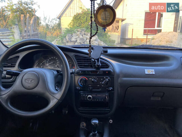 Деу Ланос 2003 у Тернополі на Automoto.ua Зелений Деу Ланос, об'ємом двигуна 1.5 л та пробігом 471 тис. км за 1500 $, фото 7 на Automoto.ua
