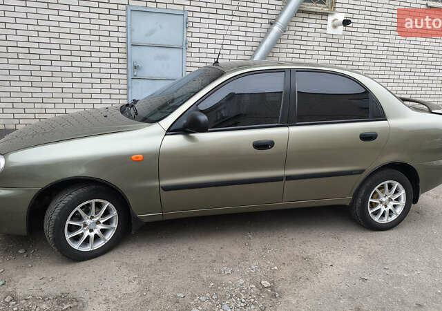 Зелений Деу Ланос, об'ємом двигуна 1.5 л та пробігом 203 тис. км за 2800 $, фото 1 на Automoto.ua