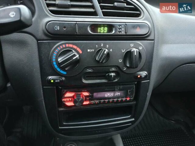 Зелений Деу Ланос, об'ємом двигуна 1.5 л та пробігом 190 тис. км за 2200 $, фото 11 на Automoto.ua