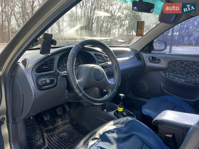 Зеленый Дэу Ланос, объемом двигателя 1.5 л и пробегом 270 тыс. км за 2500 $, фото 4 на Automoto.ua