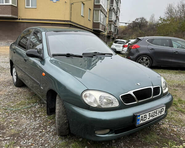 Зеленый Дэу Ланос, объемом двигателя 1.5 л и пробегом 200 тыс. км за 2200 $, фото 1 на Automoto.ua