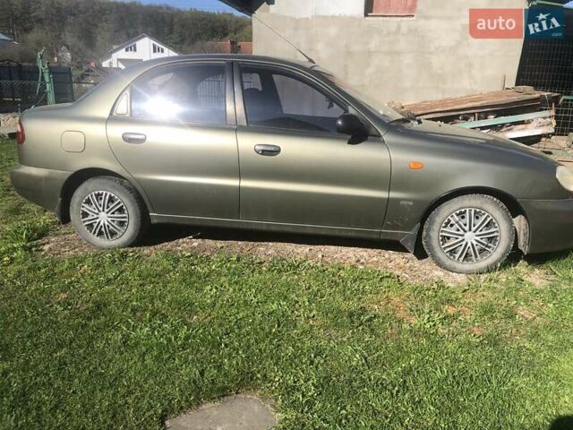 Дэу Ланос 2004 в Тернополе на Automoto.ua Зеленый Дэу Ланос, объемом двигателя 1.5 л и пробегом 193 тыс. км за 2500 $, фото 6 на Automoto.ua