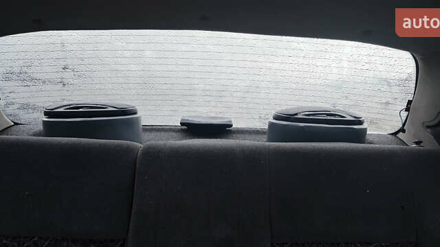 Зелений Деу Ланос, об'ємом двигуна 1.5 л та пробігом 284 тис. км за 1555 $, фото 8 на Automoto.ua