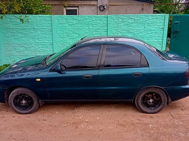 Дэу Ланос 2004 в Харькове на Automoto.ua Зеленый Дэу Ланос, объемом двигателя 1.5 л и пробегом 350 тыс. км за 2550 $, фото 4 на Automoto.ua