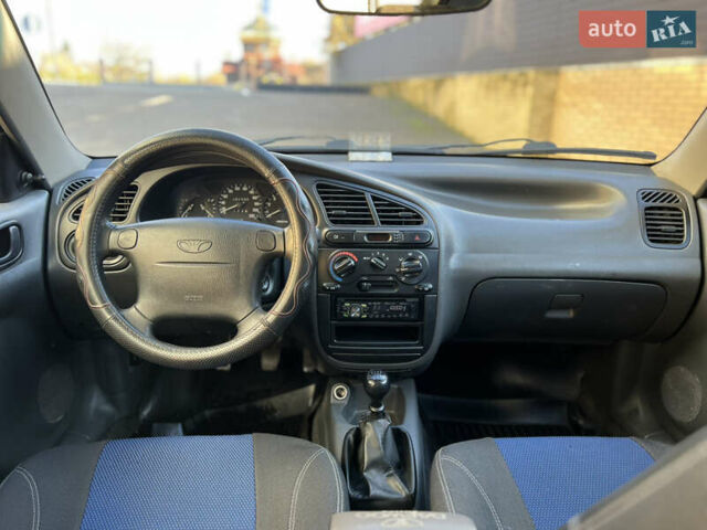 Зеленый Дэу Ланос, объемом двигателя 1.6 л и пробегом 221 тыс. км за 2500 $, фото 12 на Automoto.ua