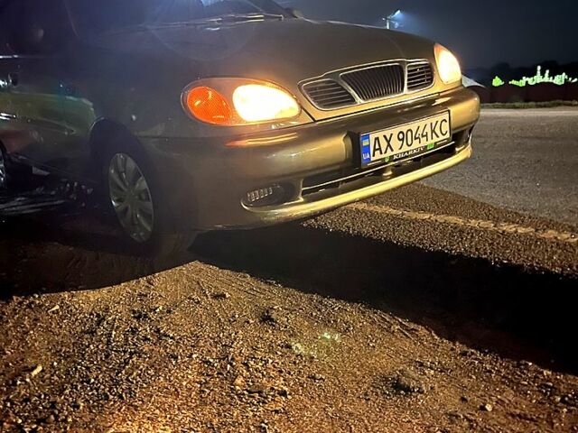 Зелений Деу Ланос, об'ємом двигуна 1.5 л та пробігом 200 тис. км за 2900 $, фото 2 на Automoto.ua