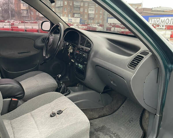 Зелений Деу Ланос, об'ємом двигуна 1.5 л та пробігом 200 тис. км за 1399 $, фото 9 на Automoto.ua