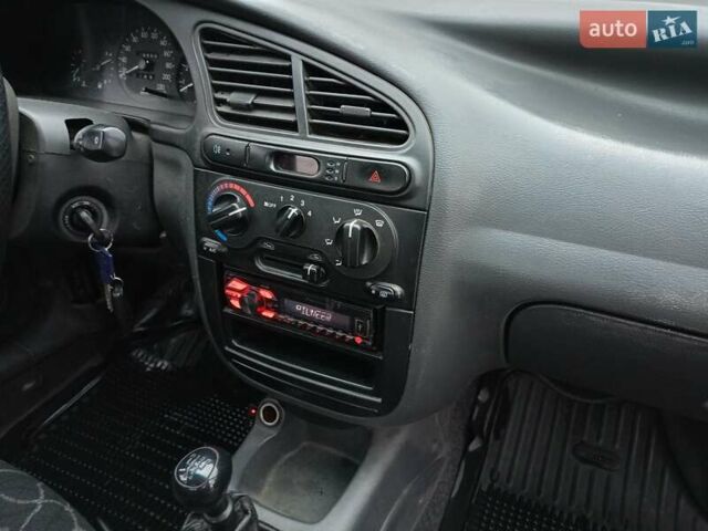 Зелений Деу Ланос, об'ємом двигуна 1.5 л та пробігом 190 тис. км за 2200 $, фото 8 на Automoto.ua