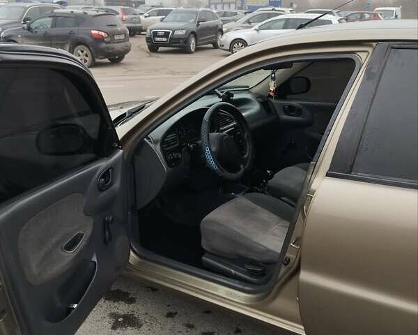 Зеленый Дэу Ланос, объемом двигателя 1.5 л и пробегом 239 тыс. км за 2500 $, фото 5 на Automoto.ua