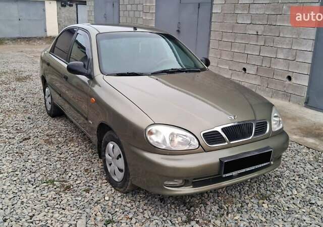 Зеленый Дэу Ланос, объемом двигателя 1.5 л и пробегом 190 тыс. км за 2450 $, фото 1 на Automoto.ua