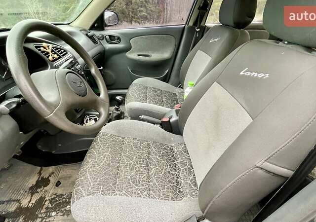 Зеленый Дэу Ланос, объемом двигателя 1.5 л и пробегом 220 тыс. км за 2800 $, фото 5 на Automoto.ua