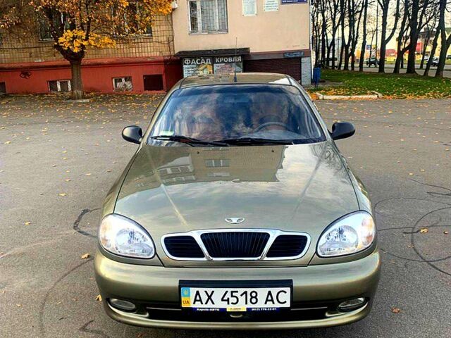 Зеленый Дэу Ланос, объемом двигателя 1.6 л и пробегом 10 тыс. км за 5500 $, фото 3 на Automoto.ua