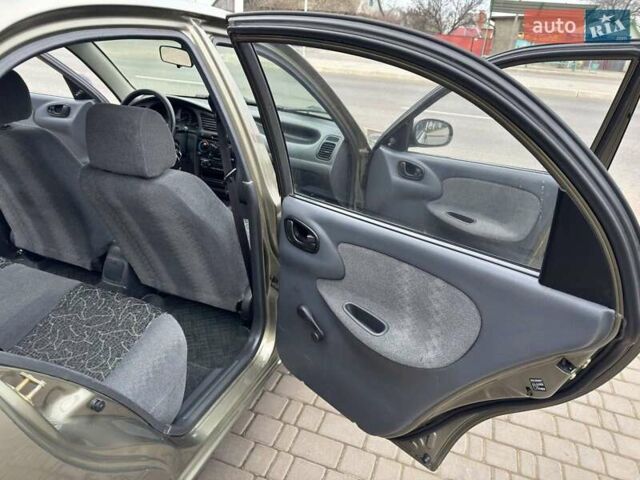 Зеленый Дэу Ланос, объемом двигателя 1.5 л и пробегом 98 тыс. км за 3250 $, фото 16 на Automoto.ua