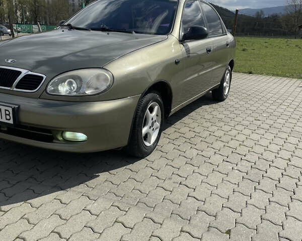 Зеленый Дэу Ланос, объемом двигателя 1.5 л и пробегом 204 тыс. км за 2600 $, фото 1 на Automoto.ua