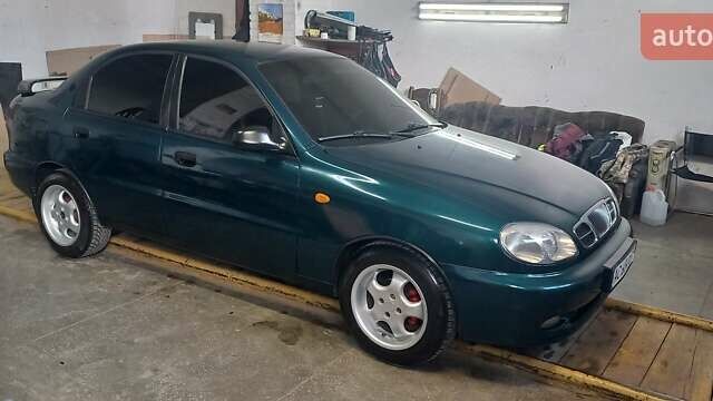 Зелений Деу Ланос, об'ємом двигуна 1.5 л та пробігом 300 тис. км за 4200 $, фото 2 на Automoto.ua