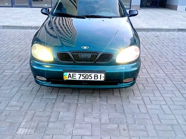 Зелений Деу Ланос, об'ємом двигуна 1.5 л та пробігом 160 тис. км за 2100 $, фото 1 на Automoto.ua