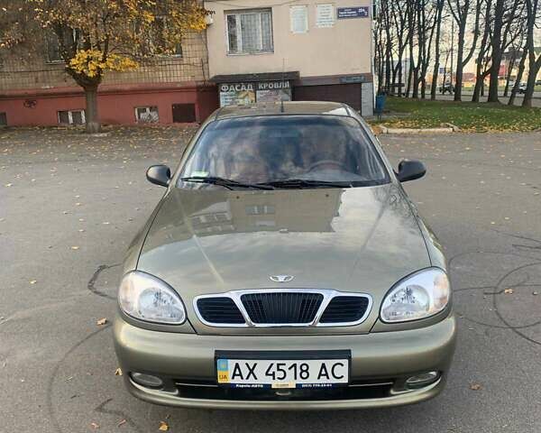 Зеленый Дэу Ланос, объемом двигателя 1.6 л и пробегом 10 тыс. км за 5500 $, фото 4 на Automoto.ua