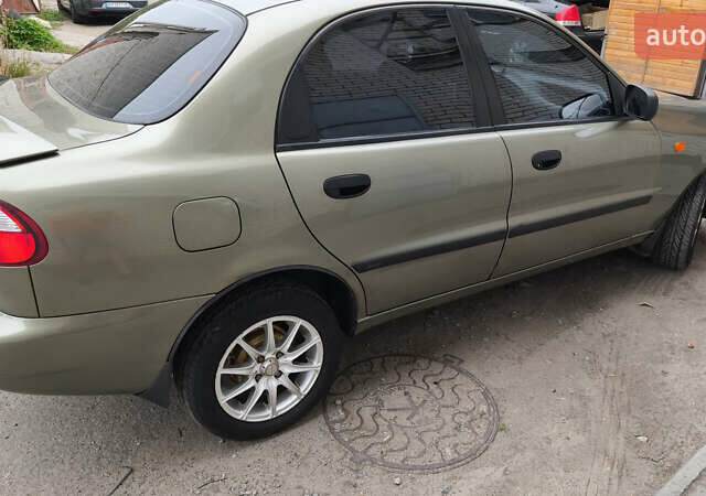 Зелений Деу Ланос, об'ємом двигуна 1.5 л та пробігом 203 тис. км за 2800 $, фото 2 на Automoto.ua