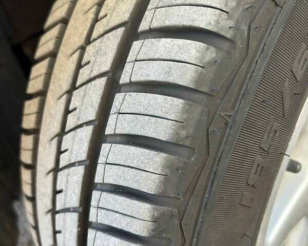 Зеленый Дэу Ланос, объемом двигателя 1.6 л и пробегом 350 тыс. км за 3000 $, фото 9 на Automoto.ua