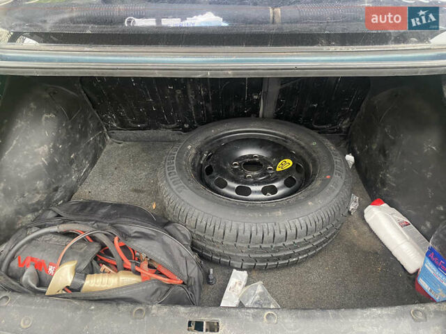 Зеленый Дэу Ланос, объемом двигателя 1.5 л и пробегом 183 тыс. км за 2000 $, фото 8 на Automoto.ua