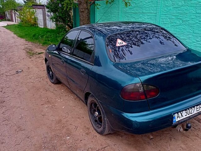 Дэу Ланос 2004 в Харькове на Automoto.ua Зеленый Дэу Ланос, объемом двигателя 1.5 л и пробегом 350 тыс. км за 2550 $, фото 2 на Automoto.ua