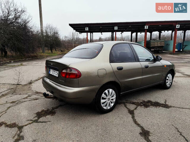 Зеленый Дэу Ланос, объемом двигателя 1.6 л и пробегом 187 тыс. км за 3150 $, фото 3 на Automoto.ua