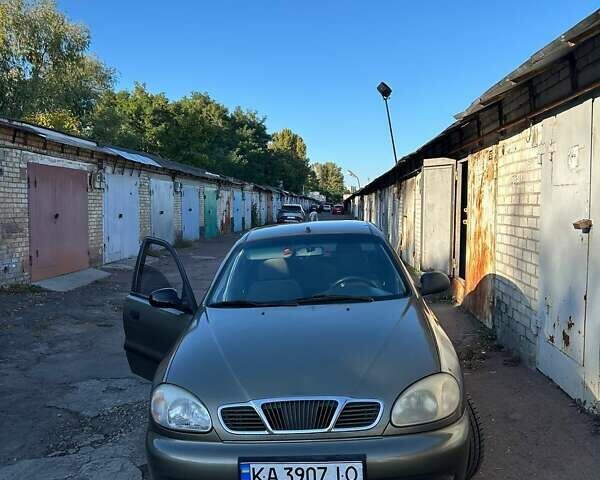 Зеленый Дэу Ланос, объемом двигателя 1.6 л и пробегом 350 тыс. км за 3000 $, фото 2 на Automoto.ua