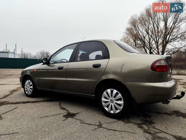 Зеленый Дэу Ланос, объемом двигателя 1.6 л и пробегом 187 тыс. км за 3150 $, фото 1 на Automoto.ua
