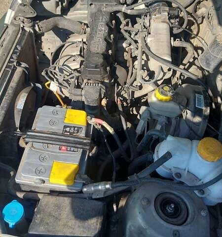 Зеленый Дэу Ланос, объемом двигателя 1.5 л и пробегом 190 тыс. км за 2500 $, фото 9 на Automoto.ua