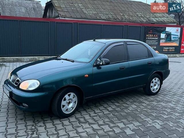 Зеленый Дэу Ланос, объемом двигателя 1.6 л и пробегом 250 тыс. км за 1850 $, фото 3 на Automoto.ua