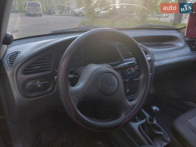 Дэу Ланос 2004 в Киеве на Automoto.ua Зеленый Дэу Ланос, объемом двигателя 1.5 л и пробегом 256 тыс. км за 2600 $, фото 8 на Automoto.ua